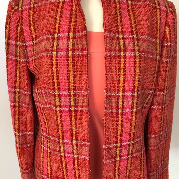 Top - Picture 3 of 4